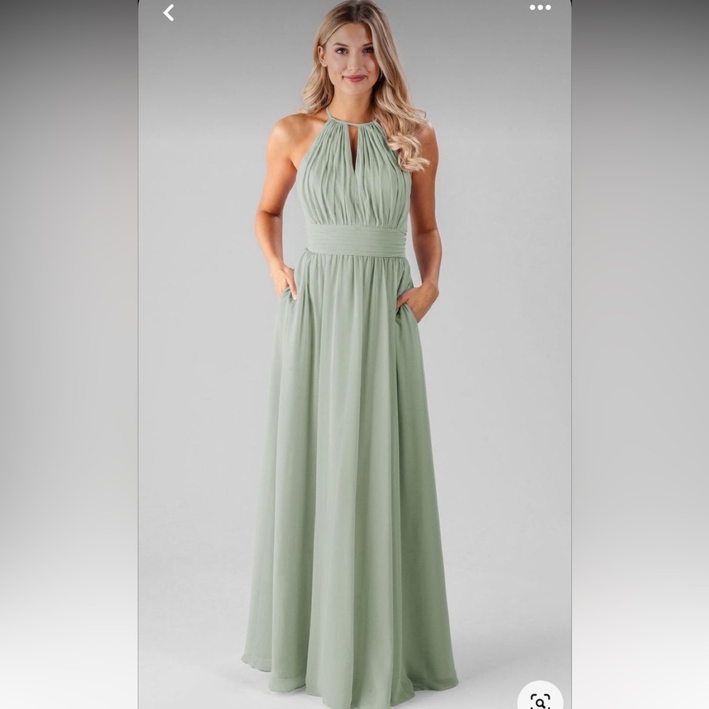 Elegant Sage Green Halter Maxi Dress